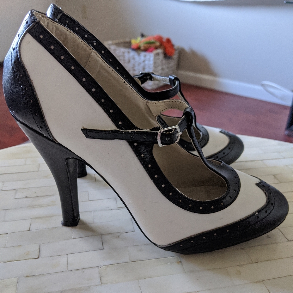 Saddle Shoe Heels